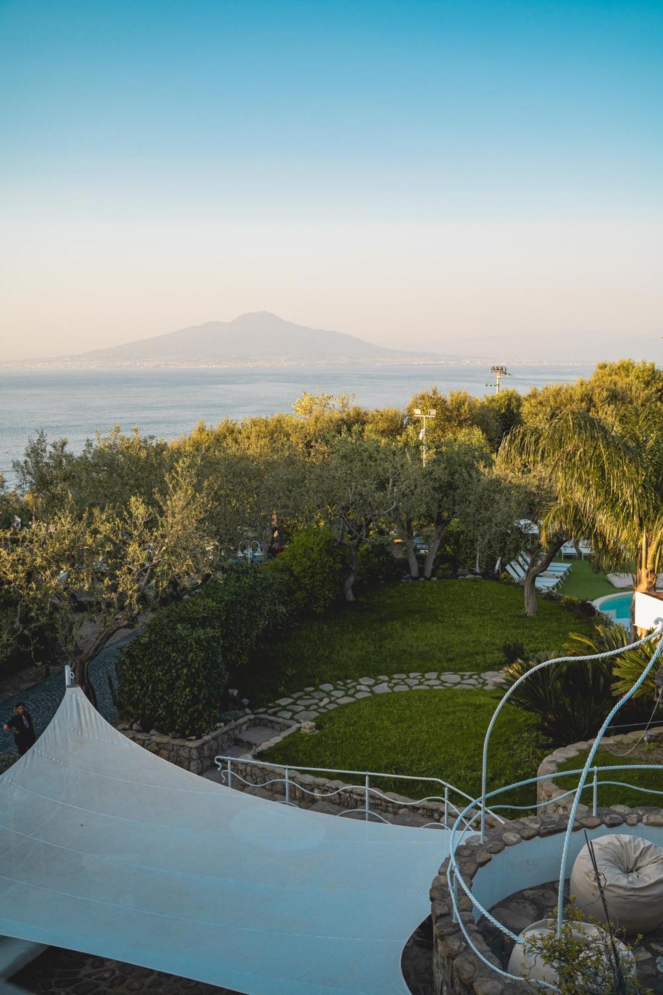 Hotel Melrose Relais Massa Lubrense Exterior foto